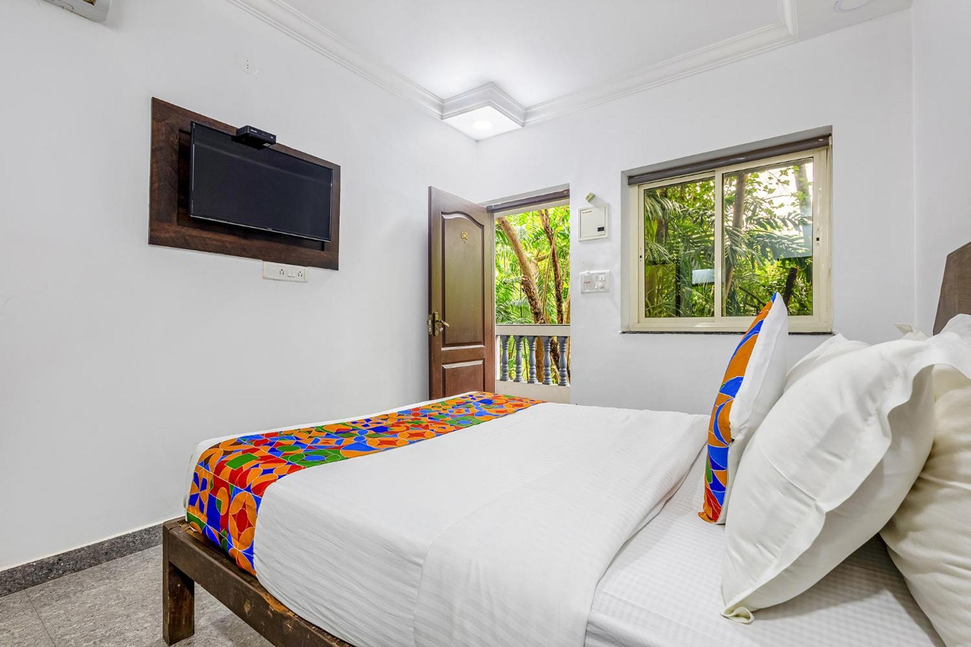 Fabhotel Raj Resort - Nr Calangute Beach Exterior photo